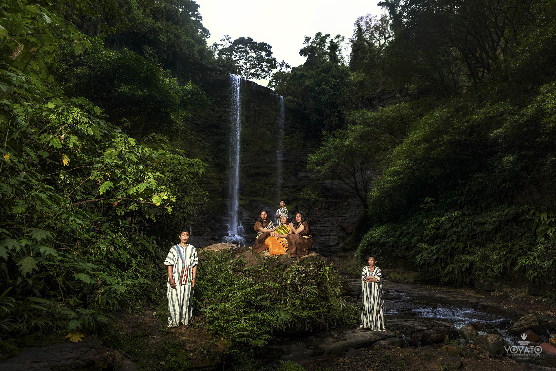 ashánikas en la catarata de Tsyapo